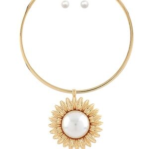 Flower Pearl Pendant Wire Necklace Set